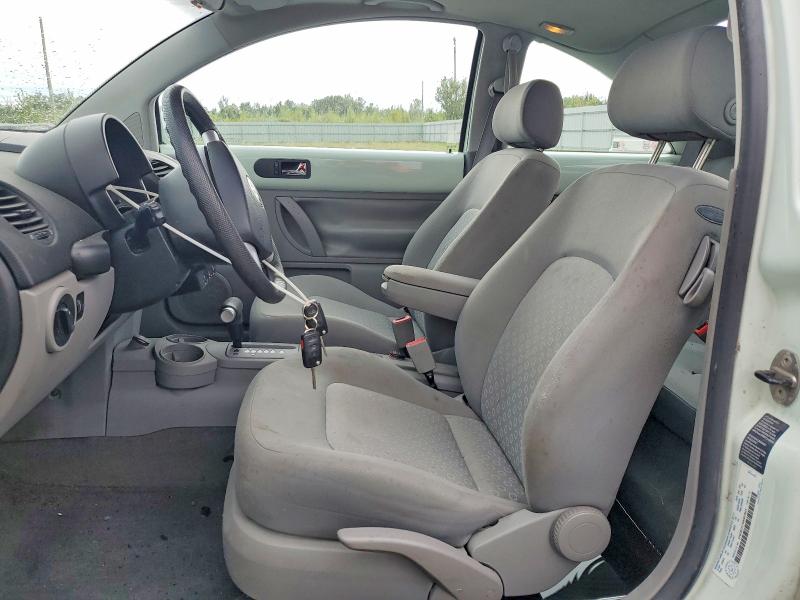 Продажа на аукционе авто 2002 Volkswagen New Beetle, vin: 3VWCB21C72M457803, номер лота: 68357676