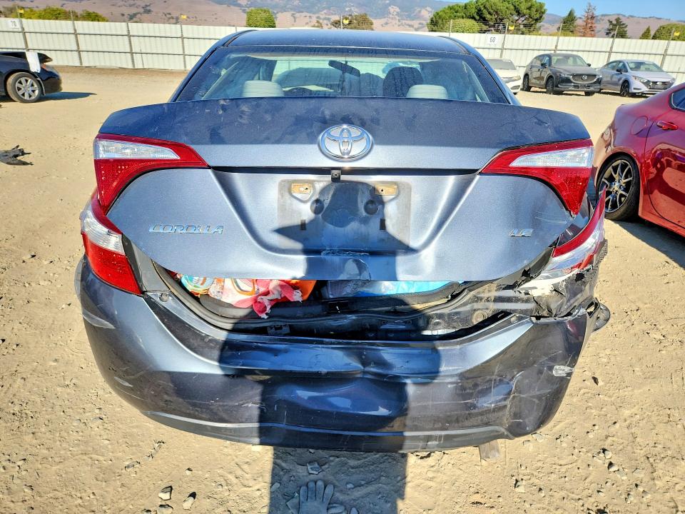 2015 Toyota Corolla მანქანა იყიდება აუქციონზე, vin: 5YFBURHE0FP302484, აუქციონის ნომერი: 70955646