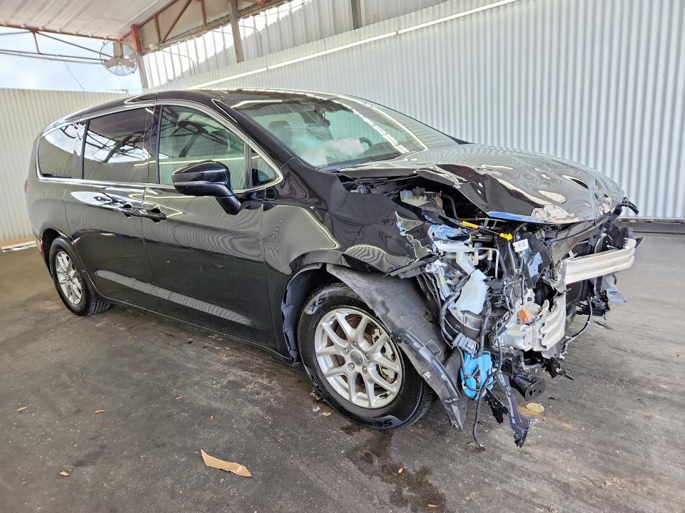 Продажа на аукционе авто 2025 Chrysler Pacifica, vin: 2C4RC1BG6SR548883, номер лота: 69311046