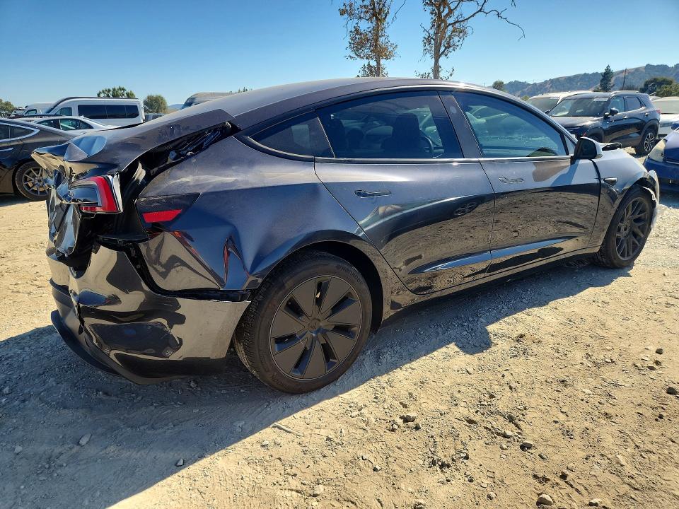 Продажа на аукционе авто 2024 Tesla Model 3, vin: 5YJ3E1EA0RF866141, номер лота: 68796036