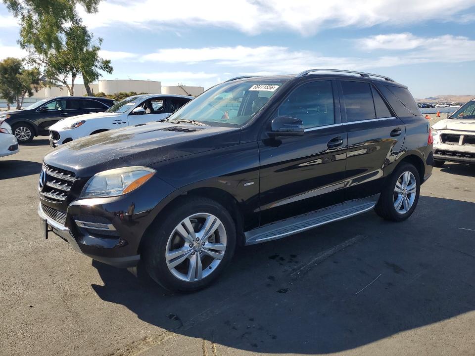 68411556 :رقم المزاد ، 4JGDA5HB0CA017439 vin ، 2012 Mercedes-benz Ml مزاد بيع
