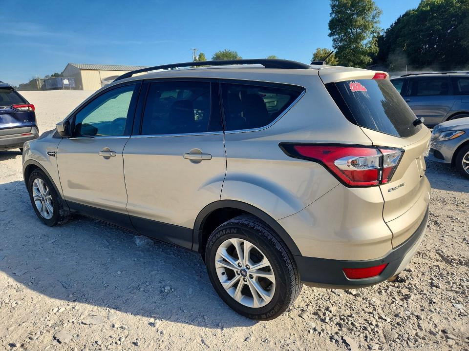 2017 Ford Escape მანქანა იყიდება აუქციონზე, vin: 1FMCU0GD0HUD04620, აუქციონის ნომერი: 68601716