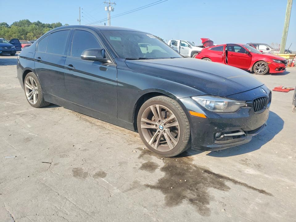 67685586 :رقم المزاد ، WBA3B5G58DNS05352 vin ، 2013 Bmw 328 مزاد بيع