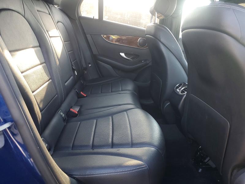 67327206 :رقم المزاد ، WDC0G4KB7HF117904 vin ، 2017 Mercedes-benz Glc مزاد بيع