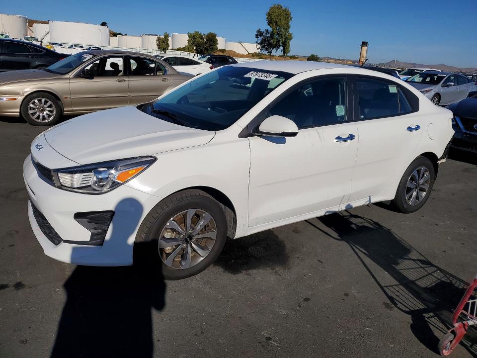 Продаж на аукціоні авто 2022 Kia Rio, vin: 3KPA24AD0NE458112, номер лоту: 67975346