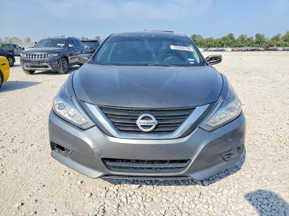 Продаж на аукціоні авто 2018 Nissan Altima, vin: 1N4AL3AP7JC262175, номер лоту: 70263756