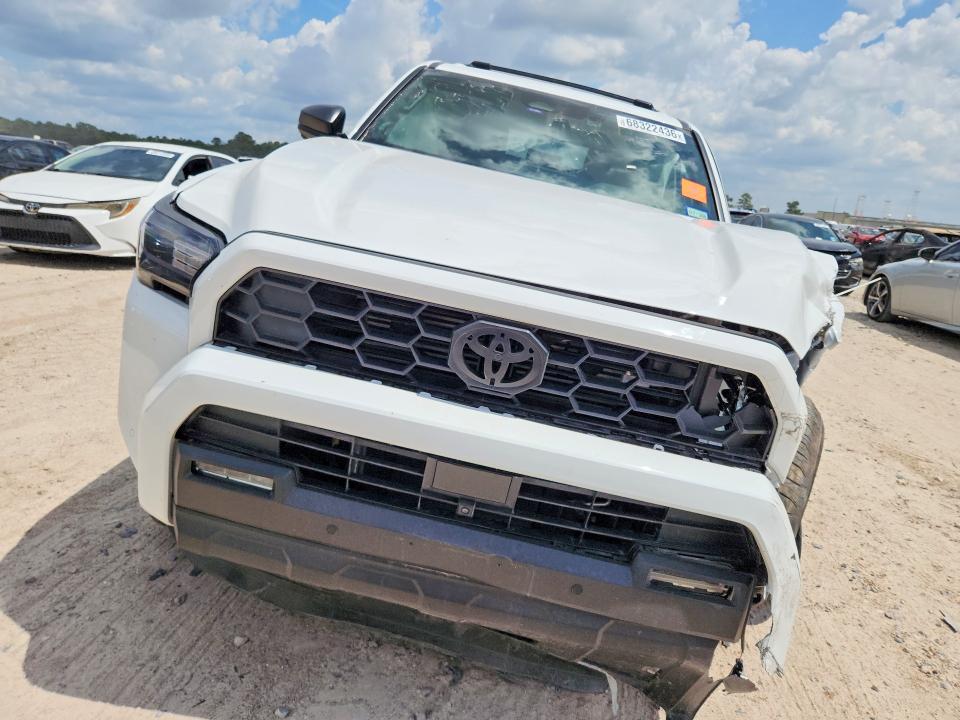 Aukcja sprzedaży 2026 Toyota 4runner, vin: JTEVB5BR3T5032498, numer aukcji: 68322436