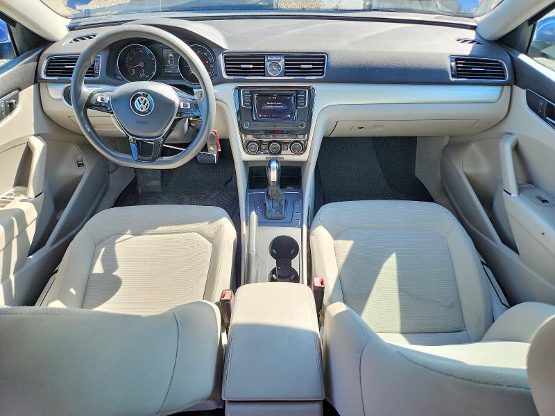 68836866 :رقم المزاد ، 1VWAS7A30GC050029 vin ، 2016 Volkswagen Passat مزاد بيع