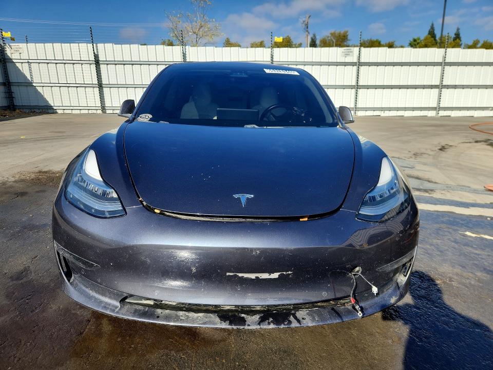 Продажа на аукционе авто 2018 Tesla Model 3, vin: 5YJ3E1EB8JF096140, номер лота: 65326346