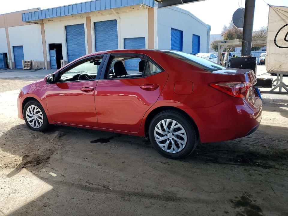 2017 Toyota Corolla მანქანა იყიდება აუქციონზე, vin: 5YFBURHE6HP702987, აუქციონის ნომერი: 68036266