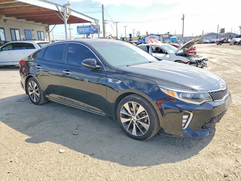 Продаж на аукціоні авто 2018 Kia Optima, vin: 5XXGT4L35JG254547, номер лоту: 69704076