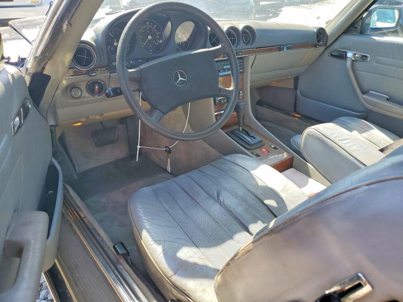 68288476 :رقم المزاد ، WDBBA45AXCB017555 vin ، 1982 Mercedes-benz 380 مزاد بيع