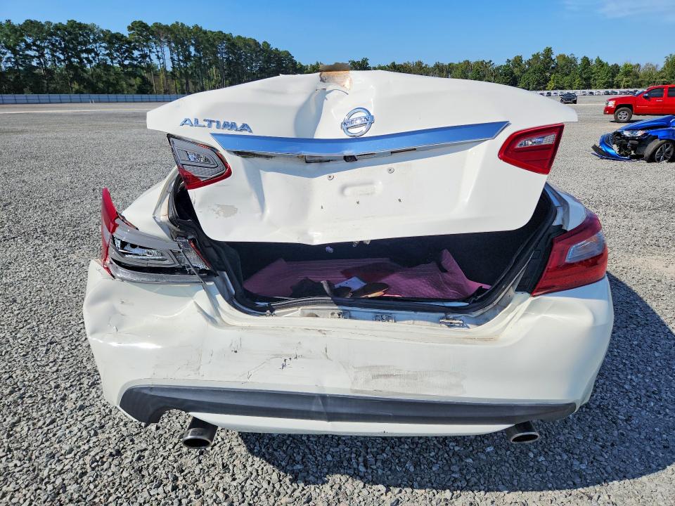 2018 Nissan Altima მანქანა იყიდება აუქციონზე, vin: 1N4AL3AP4JC119006, აუქციონის ნომერი: 68922556