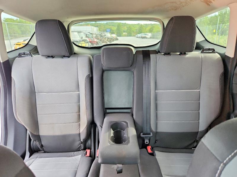 2015 Ford Escape მანქანა იყიდება აუქციონზე, vin: 1FMCU0GX9FUA39557, აუქციონის ნომერი: 70306196