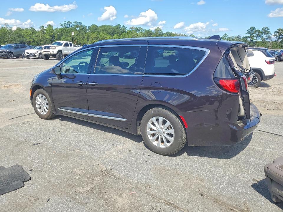 65237616 :رقم المزاد ، 2C4RC1BG6JR166836 vin ، 2018 Chrysler Pacifica مزاد بيع
