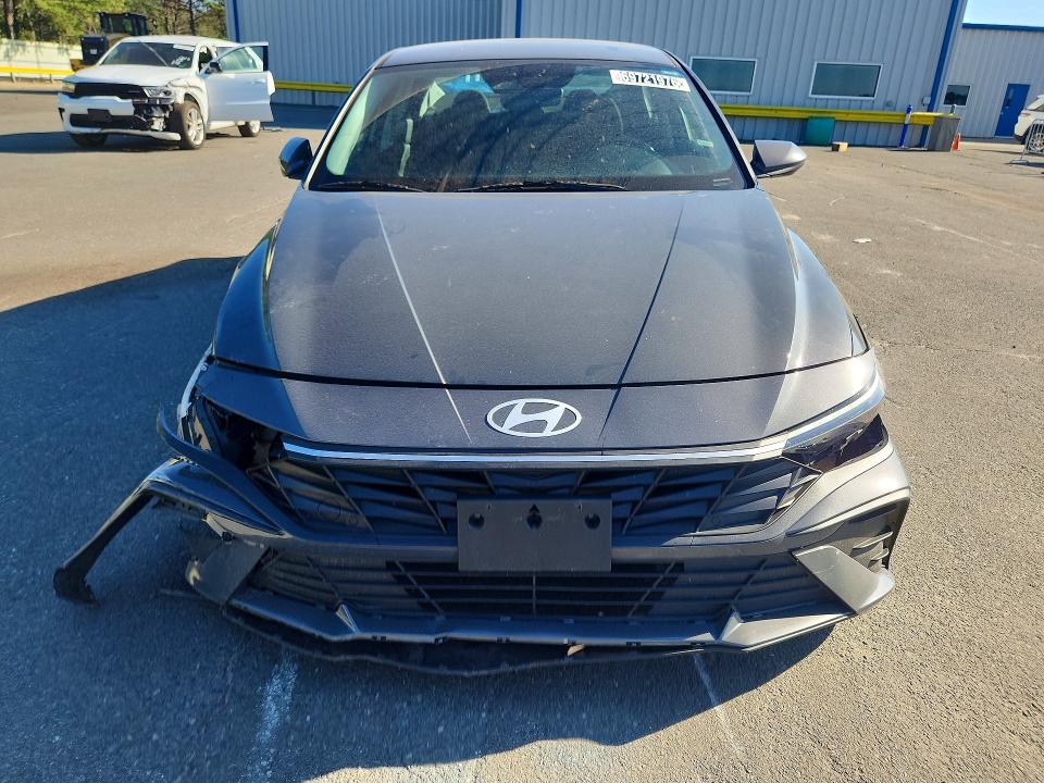 2024 Hyundai Elantra მანქანა იყიდება აუქციონზე, vin: KMHLM4DG3RU813723, აუქციონის ნომერი: 69721976