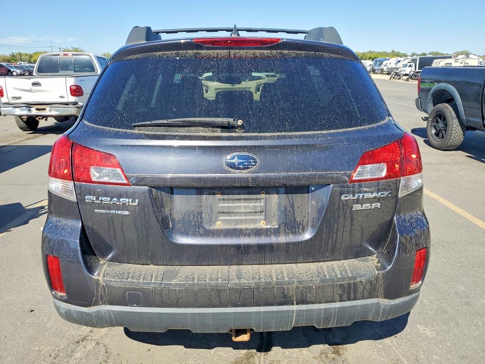 2011 Subaru Outback მანქანა იყიდება აუქციონზე, vin: 4S4BRDKC8B2315953, აუქციონის ნომერი: 69762396
