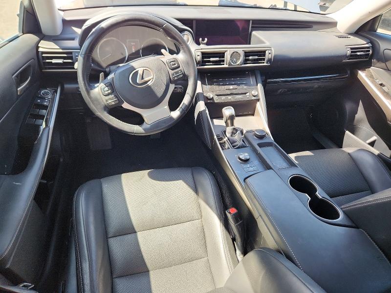 68883086 :رقم المزاد ، JTHBA1D26H5039969 vin ، 2017 Lexus Is مزاد بيع