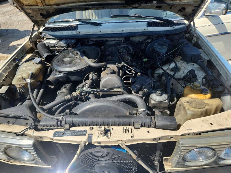68338776 :رقم المزاد ، WDBAB93C9FF031146 vin ، 1985 Mercedes-benz 300 مزاد بيع