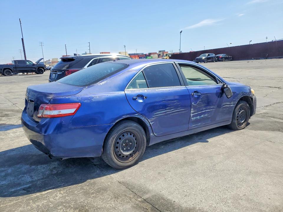 2010 Toyota Camry მანქანა იყიდება აუქციონზე, vin: 4T1BF3EK0AU521003, აუქციონის ნომერი: 69555726