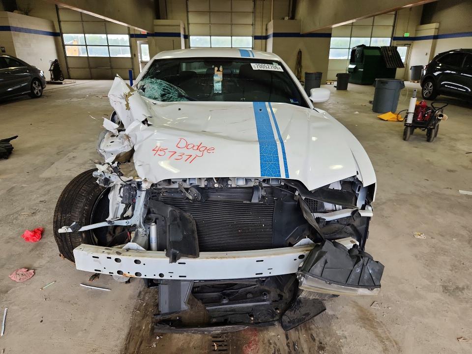 70052706 :رقم المزاد ، 2C3CDXBG6DH643561 vin ، 2013 Dodge Charger مزاد بيع