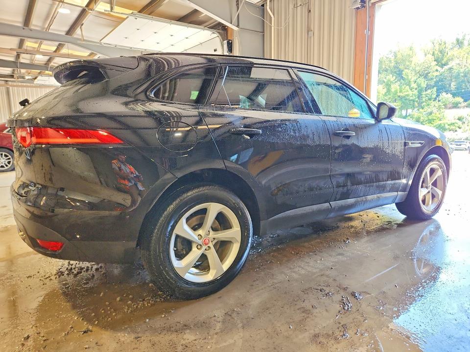 Продаж на аукціоні авто 2019 Jaguar F-pace, vin: SADCJ2FX1KA395205, номер лоту: 67818476