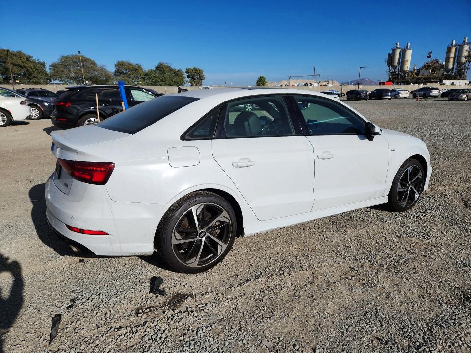 67308536 :رقم المزاد ، WAUBEGFF0LA100299 vin ، 2020 Audi A3 مزاد بيع