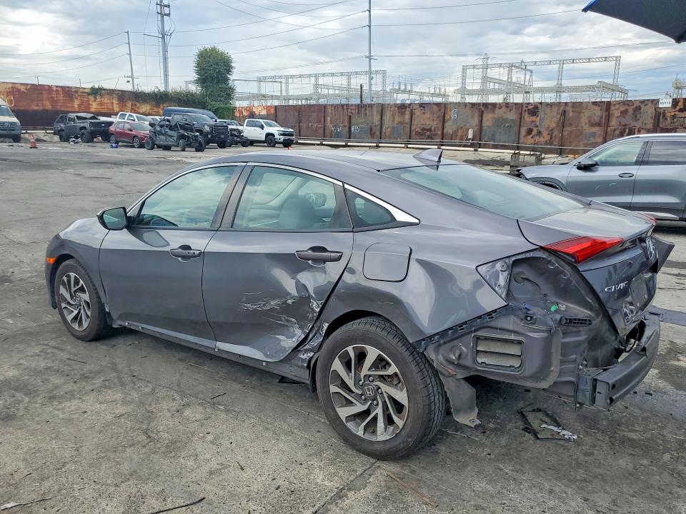 2017 Honda Civic მანქანა იყიდება აუქციონზე, vin: 2HGFC2F75HH545671, აუქციონის ნომერი: 68186516