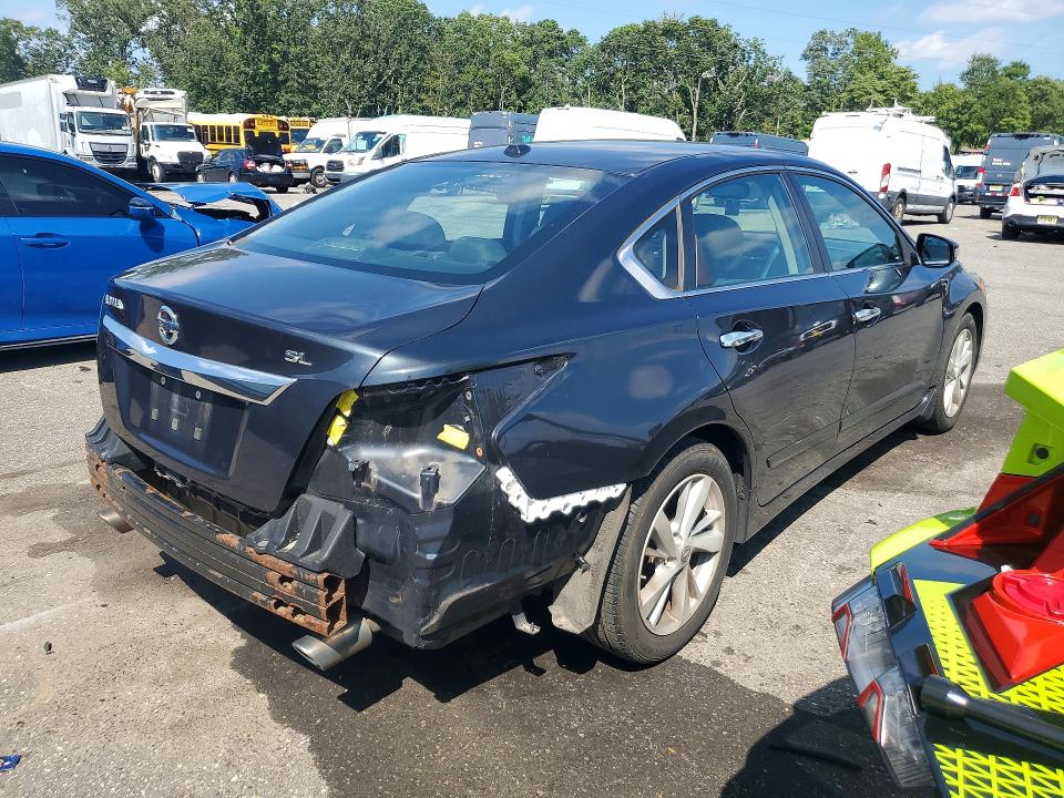 Продажа на аукционе авто 2015 Nissan Altima, vin: 1N4AL3AP0FC105238, номер лота: 67284346