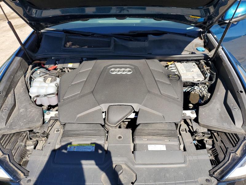Продажа на аукционе авто 2020 Audi Q8, vin: WA1EVAF16LD004686, номер лота: 69742416