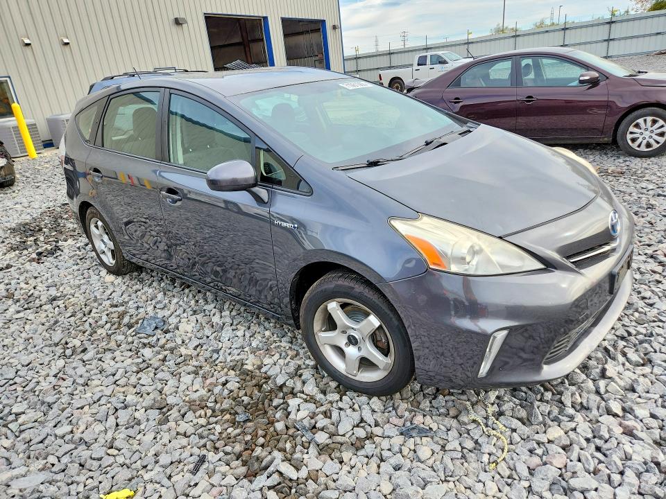 Продажа на аукционе авто 2013 Toyota Prius V, vin: JTDZN3EU0D3222967, номер лота: 71061366