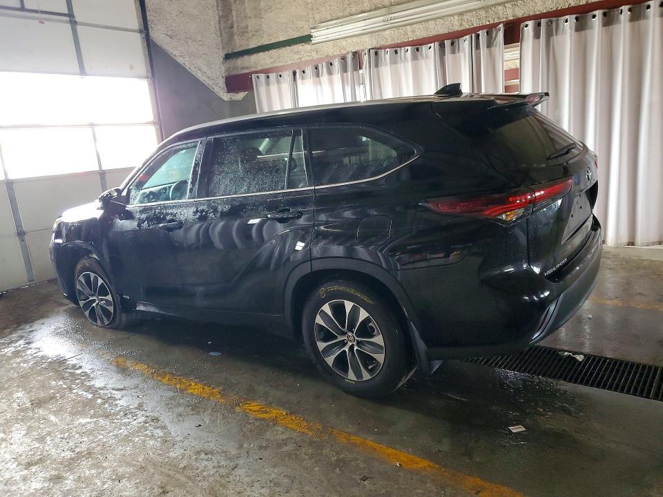 Продажа на аукционе авто 2026 Toyota Highlander Hybrid, vin: 5TDKBRCH3TS698291, номер лота: 69210176