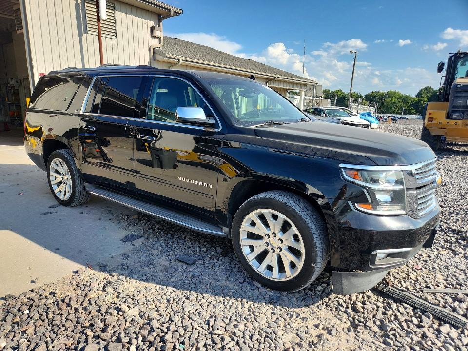 68818866 :رقم المزاد ، 1GNSKKKC9FR289817 vin ، 2015 Chevrolet Suburban مزاد بيع
