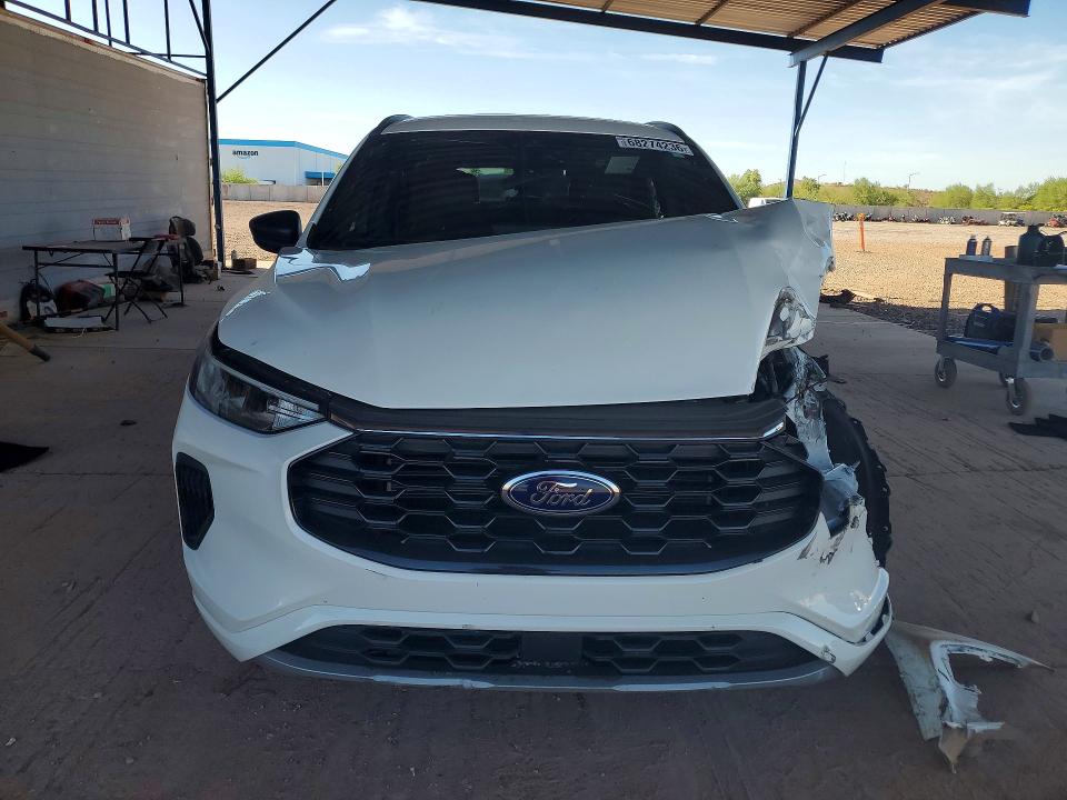 Продажа на аукционе авто 2023 Ford Escape, vin: 1FMCU0MN9PUA16994, номер лота: 68274236