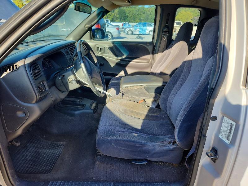 2000 Dodge Dakota მანქანა იყიდება აუქციონზე, vin: 1B7GL22N4YS550022, აუქციონის ნომერი: 68769576