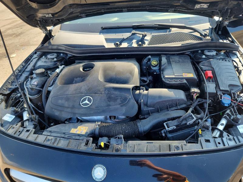 67671416 :رقم المزاد ، WDCTG4EBXFJ171751 vin ، 2015 Mercedes-benz Gla مزاد بيع