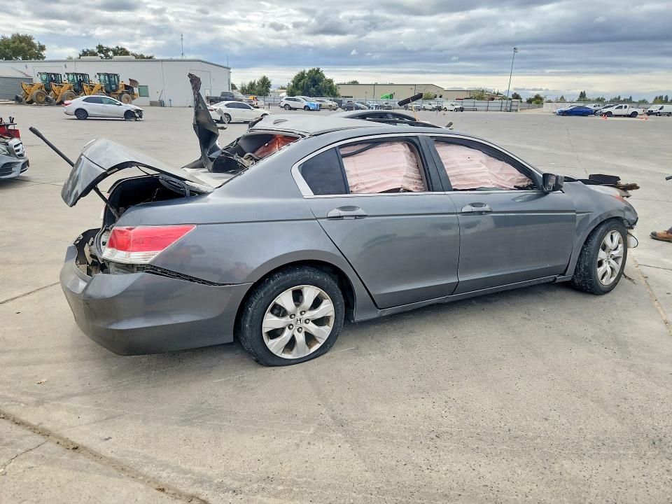 2008 Honda Accord მანქანა იყიდება აუქციონზე, vin: 1HGCP25858A020495, აუქციონის ნომერი: 67877606