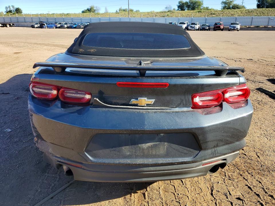 67560006 :رقم المزاد ، 1G1FB3DS5L0111660 vin ، 2020 Chevrolet Camaro مزاد بيع