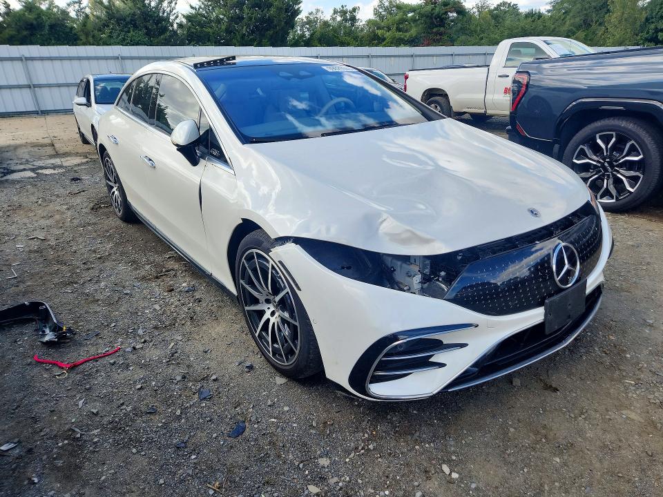 69620046 :رقم المزاد ، W1KCG2EB2PA042355 vin ، 2023 Mercedes-benz Eqs Sedan مزاد بيع