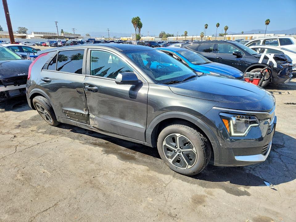 Продаж на аукціоні авто 2026 Kia Niro, vin: KNDCP3LE3T5364261, номер лоту: 69072076