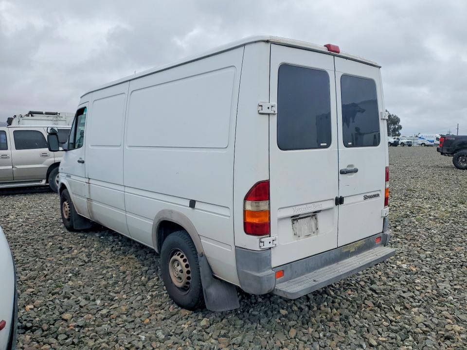 Aukcja sprzedaży 2005 Sprinter Medium Duty/box Trucks, vin: WD2PD644455748388, numer aukcji: 65222156