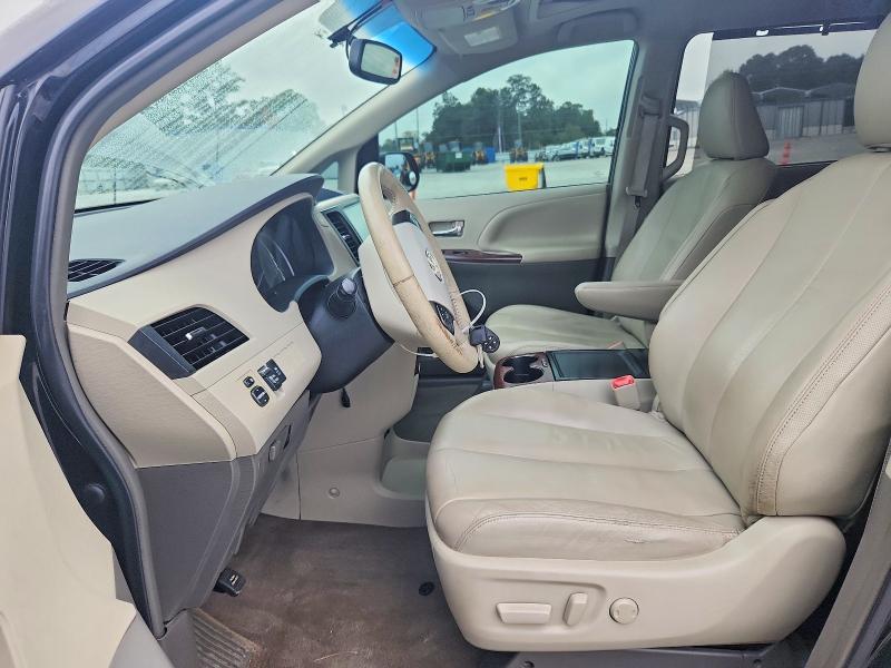 Продажа на аукционе авто 2014 Toyota Sienna, vin: 5TDYK3DCXES469359, номер лота: 69932116