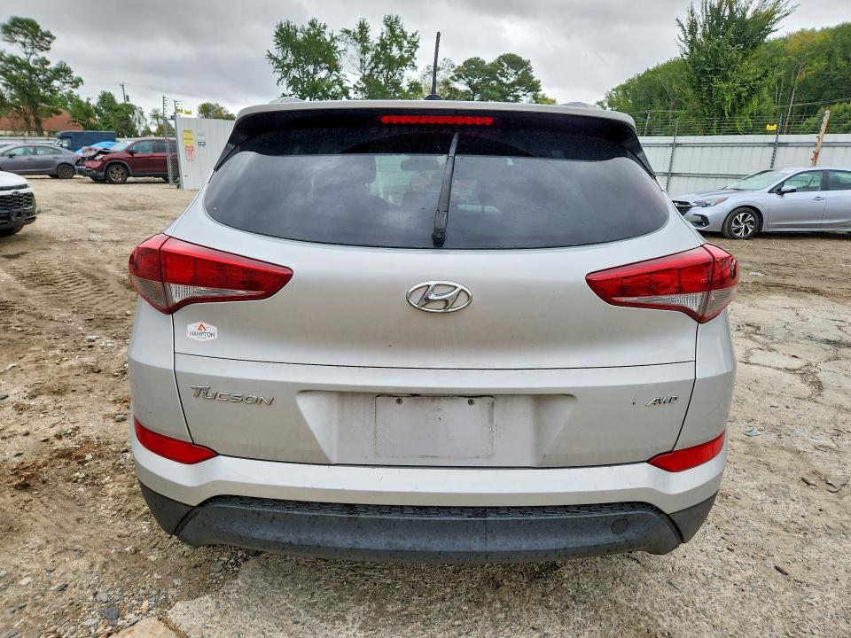 2017 Hyundai Tucson მანქანა იყიდება აუქციონზე, vin: KM8J3CA44HU483779, აუქციონის ნომერი: 69898916