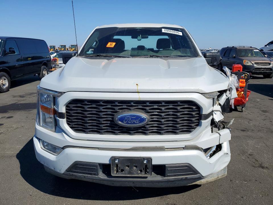 69060896 :رقم المزاد ، 1FTEX1CP2NKD51763 vin ، 2022 Ford F150 مزاد بيع