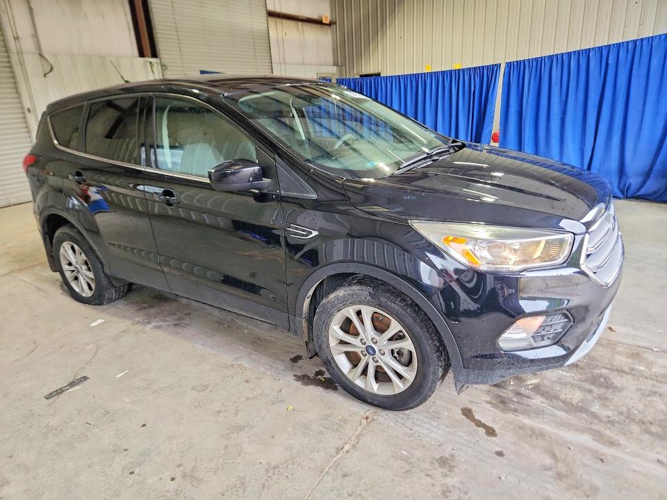 2019 Ford Escape მანქანა იყიდება აუქციონზე, vin: 1FMCU9GD5KUA39589, აუქციონის ნომერი: 68652496