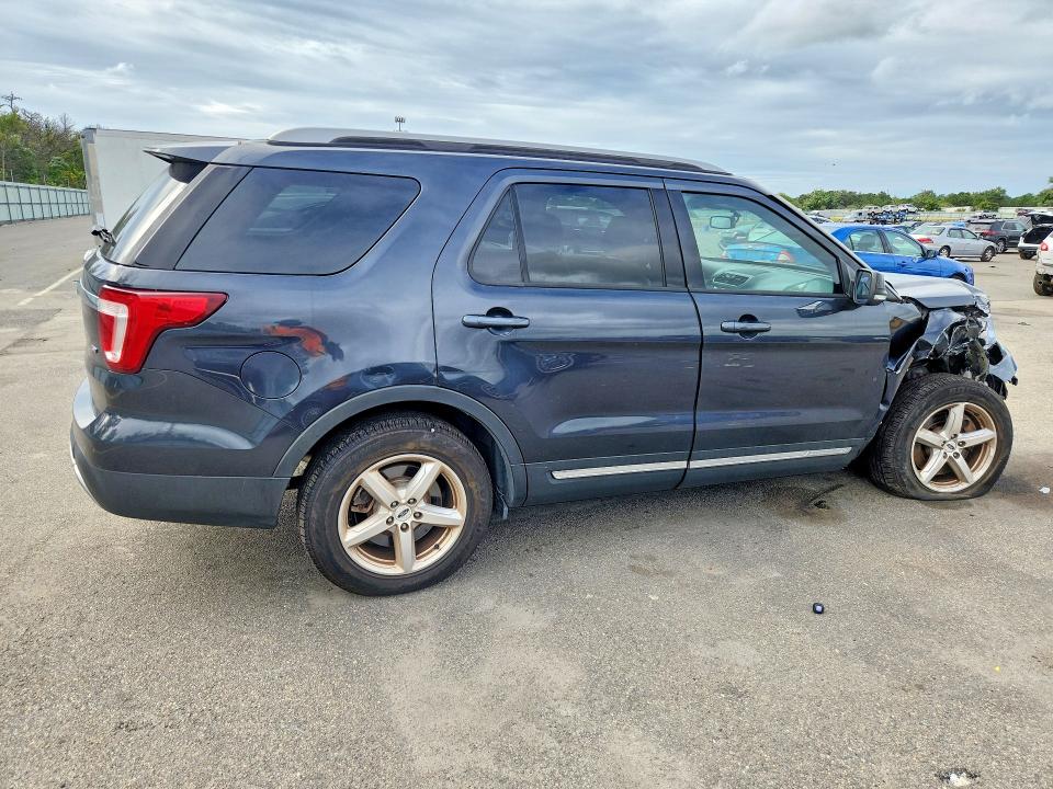 69370526 :رقم المزاد ، 1FM5K8D80HGE31600 vin ، 2017 Ford Explorer مزاد بيع