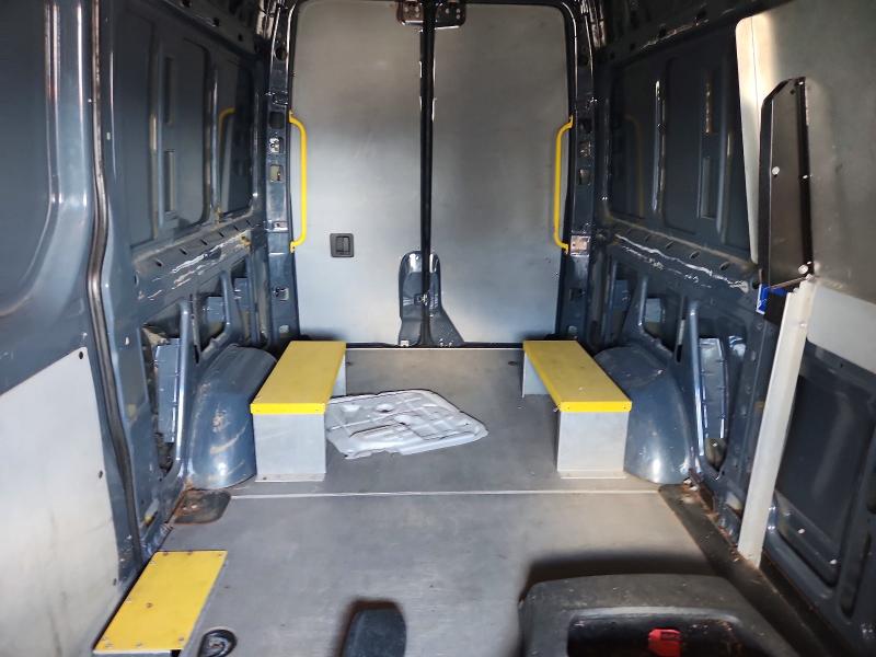 70811436 :رقم المزاد ، WD4PF0CD5KP057645 vin ، 2019 Mercedes-benz Sprinter مزاد بيع