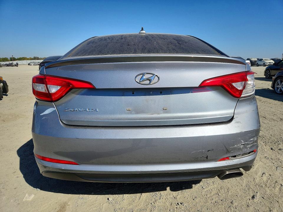 Auction sale of the 2015 Hyundai Sonata, vin: 5NPE24AF9FH024528, lot number: 71220506