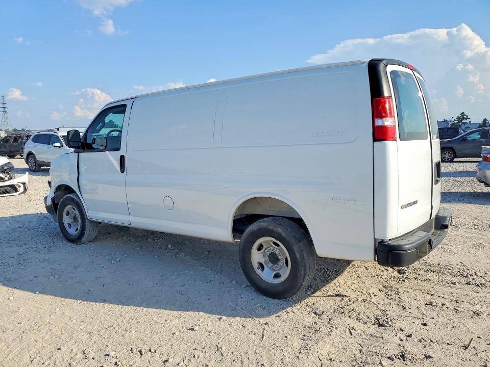 70140526 :رقم المزاد ، 1GCWGAF74S1115326 vin ، 2025 Chevrolet Express G2500 مزاد بيع