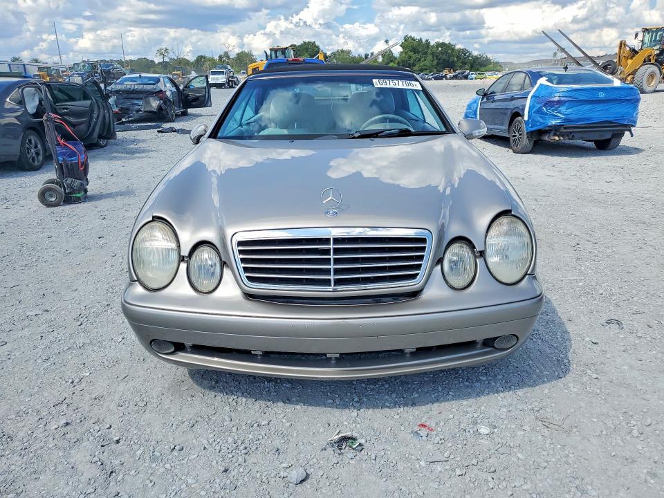 2003 Mercedes-benz Clk მანქანა იყიდება აუქციონზე, vin: WDBLK70G23T138119, აუქციონის ნომერი: 69757706